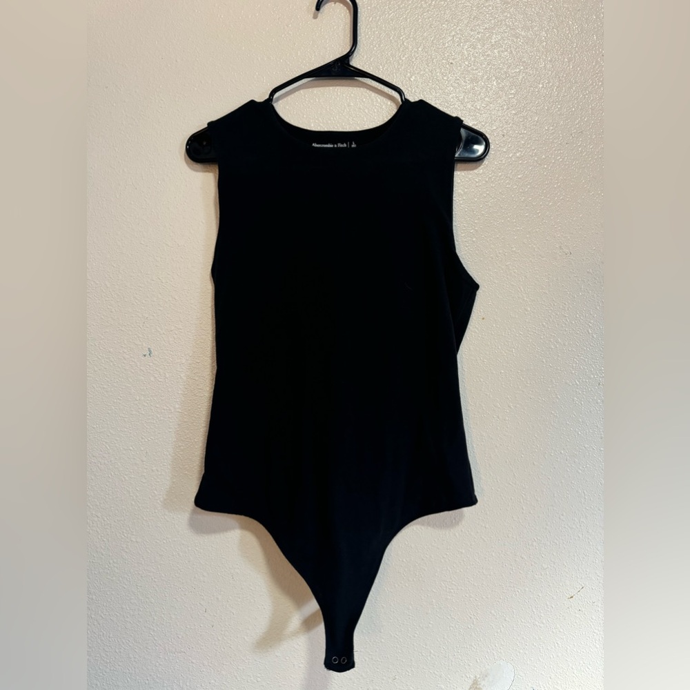 ABERCROMBIE AND FITCH BODYSUIT